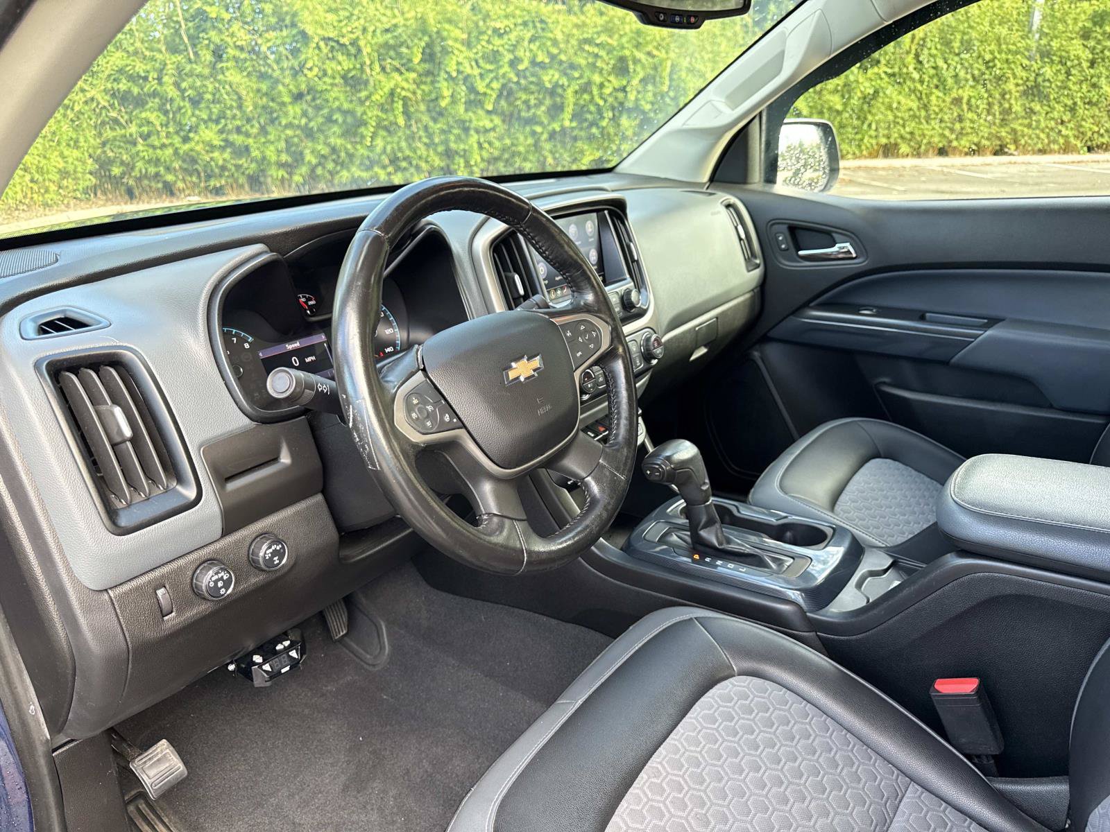 Used 2019 Chevrolet Colorado Z71 AWD/4WD image 21