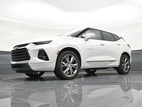 Used 2021 Chevrolet Blazer Premier w/ Driver Confidence II Package FWD image 22