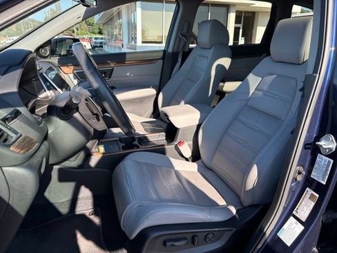Used 2021 Honda CR-V Touring image 3