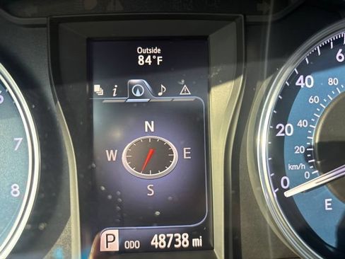 Used 2016 Toyota Camry XLE w/ Moonroof Package FWD image 11