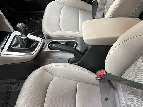 Used 2018 Hyundai Elantra SE image 21
