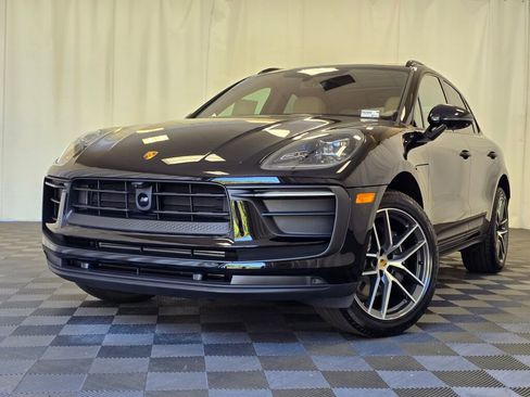 New 2025 Porsche Macan image 1