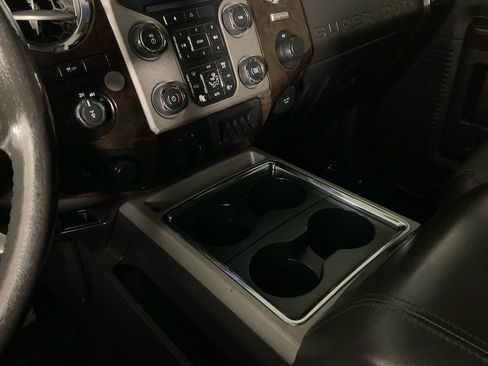 Used 2015 Ford F350 Platinum image 19