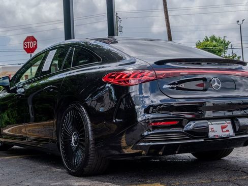 Used 2022 Mercedes-Benz EQS AMG 4MATIC image 21