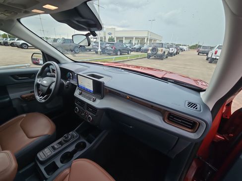 Used 2024 Ford Maverick Lariat FWD image 33