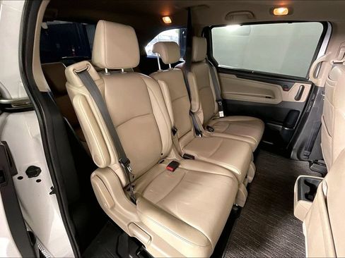 Used 2023 Honda Odyssey Touring image 36