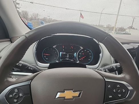 Used 2018 Chevrolet Traverse LT image 25