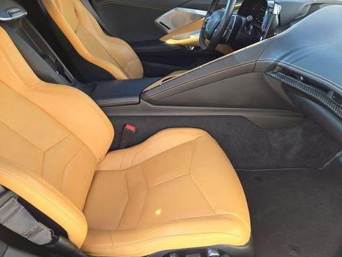 Used 2022 Chevrolet Corvette Stingray Preferred Cpe w/ Chrome Exterior Badge Package image 17