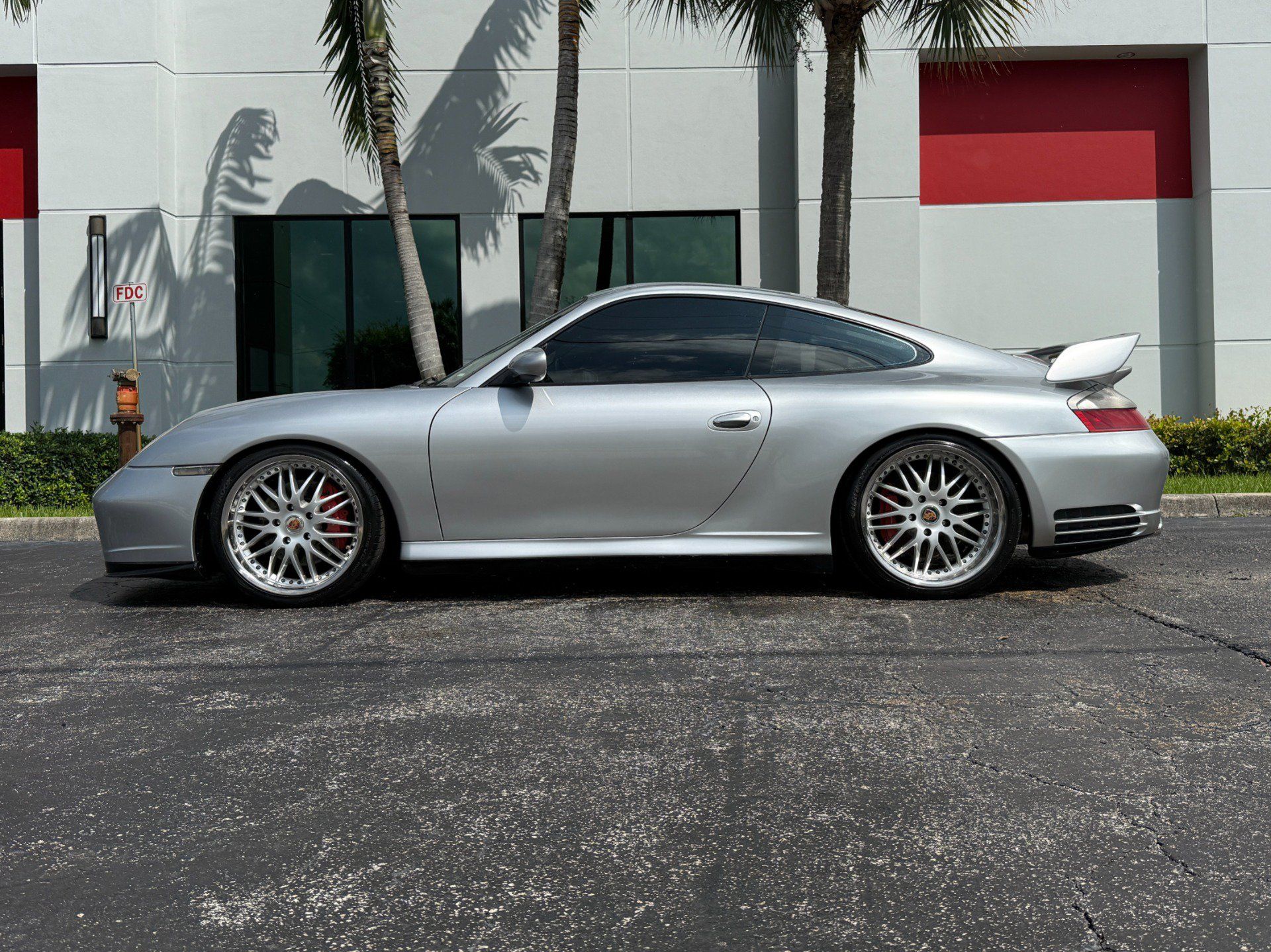Used 2002 Porsche 911 Carrera 4S AWD/4WD image 12