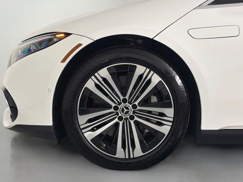 Used 2022 Mercedes-Benz EQS 450+ Sedan image 10