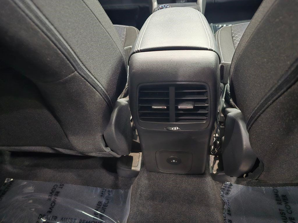 Used 2024 Ford Escape Active AWD/4WD image 29