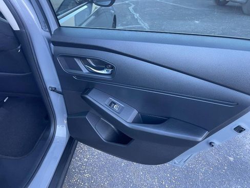 Used 2025 Honda Accord SE image 11