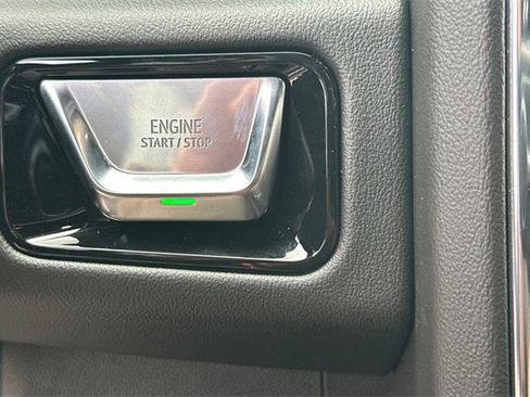 New 2026 GMC Yukon XL Elevation image 22