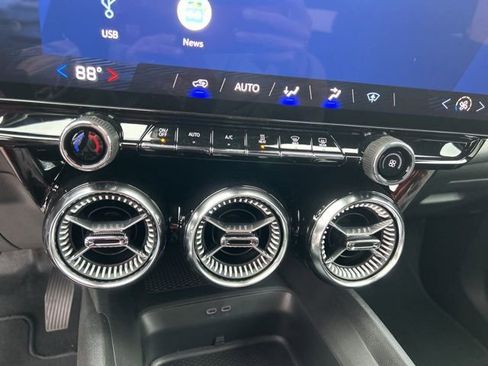 New 2026 Chevrolet Blazer EV LT image 24