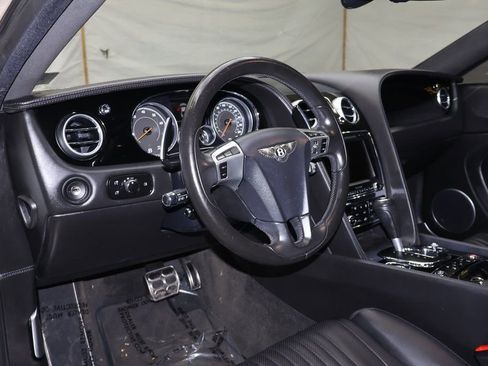 Used 2016 Bentley Continental GT image 23