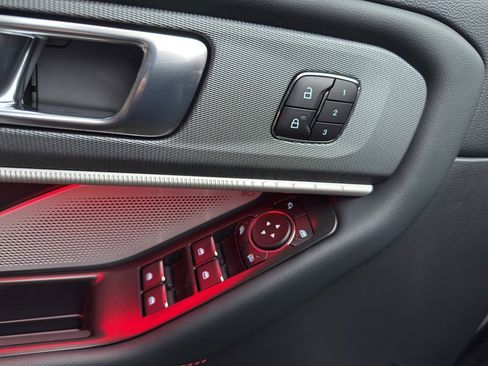 New 2026 Ford Explorer ST w/ Sun And Sound Package image 7