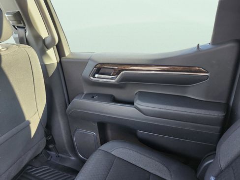 Used 2024 GMC Sierra 1500 Elevation image 29