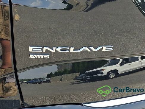 Certified 2024 Buick Enclave Avenir w/ Trailering Package, 5000 lbs. AWD/4WD image 31