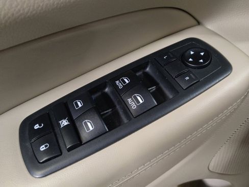 Used 2018 Jeep Grand Cherokee Limited RWD image 27
