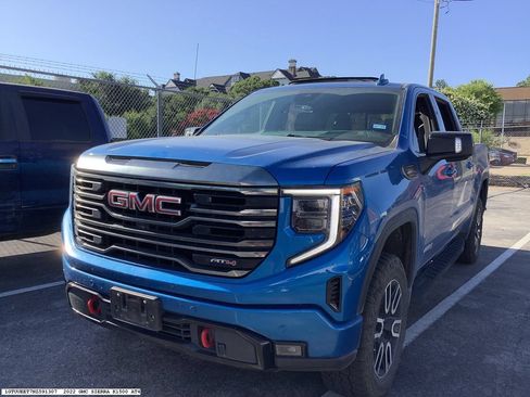 Used 2022 GMC Sierra 1500 AT4 w/ AT4 Premium Package AWD/4WD image 4