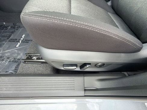 New 2026 Nissan Rogue SV AWD/4WD image 12