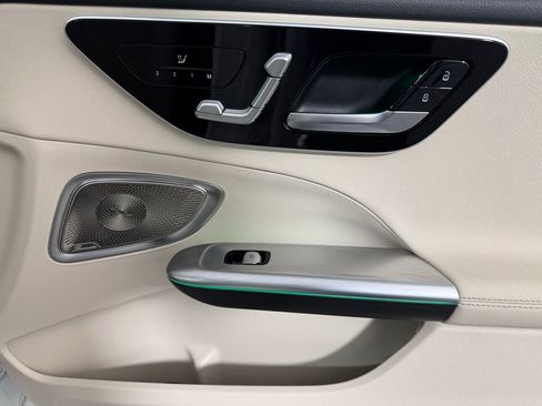 Certified 2025 Mercedes-Benz C 300 4MATIC Sedan image 15