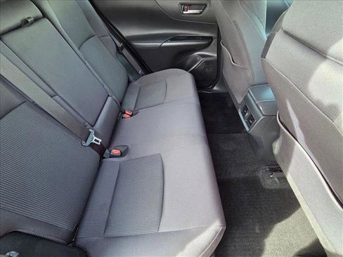 Certified 2023 Toyota Venza LE image 18