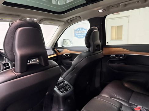 Used 2021 Volvo XC90 T8 Inscription Expression w/ Climate Package AWD/4WD image 45