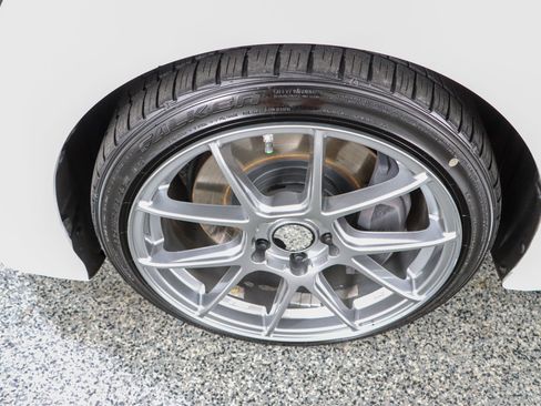 Used 2016 Lexus IS 300 AWD w/ F Sport Package image 11