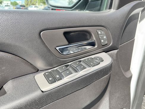 Used 2013 Chevrolet Silverado 1500 LTZ AWD/4WD image 12