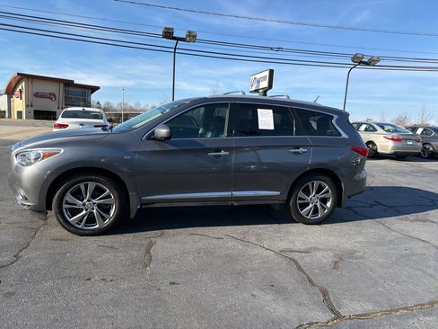 Used 2015 INFINITI QX60 FWD w/ Deluxe Touring Package image 2