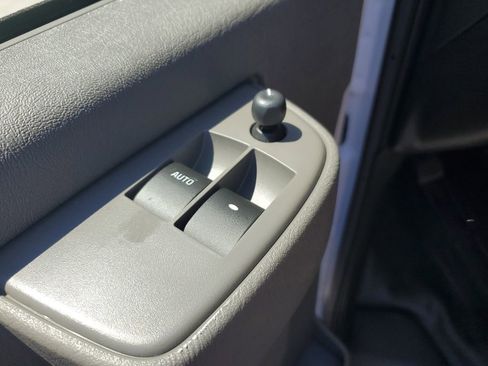 New 2026 Chevrolet Express 2500 w/ Driver Convenience Package image 18