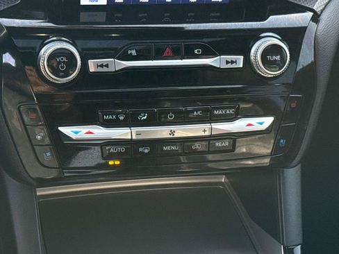 Used 2023 Ford Explorer ST w/ Equipment Group 401A image 21