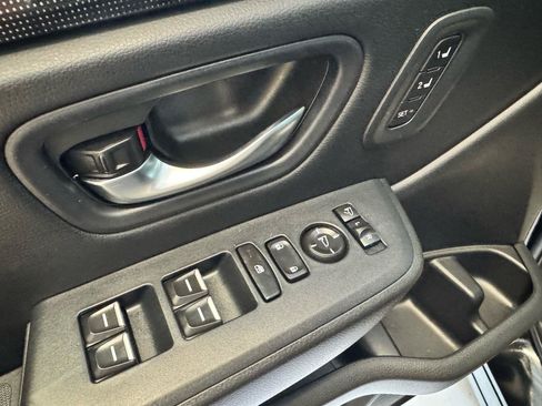 Used 2023 Honda Pilot Elite image 11