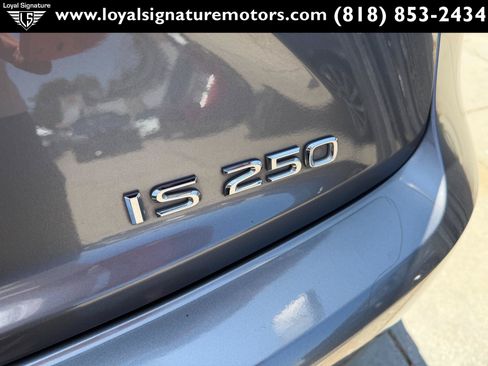 Used 2014 Lexus IS 250 w/ Navigation Package RWD image 8