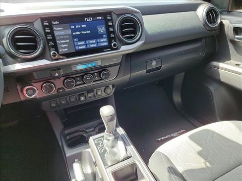 Used 2023 Toyota Tacoma TRD Off-Road w/ Technology Package AWD/4WD image 21