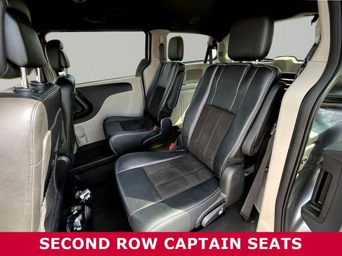 Used 2020 Dodge Grand Caravan SXT FWD image 22