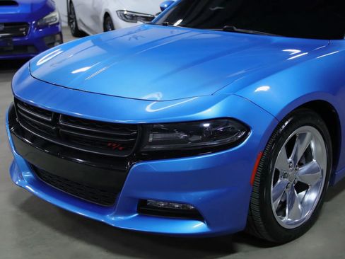 Used 2016 Dodge Charger R/T image 5