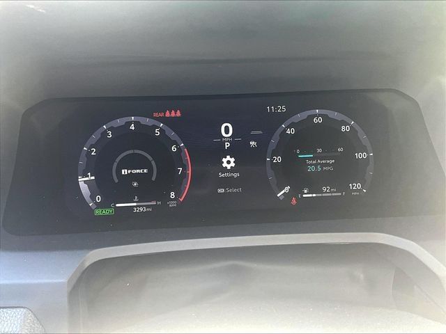 Used 2025 Toyota Tacoma TRD Off-Road AWD/4WD image 25
