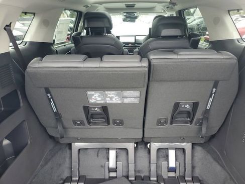 New 2026 Kia Carnival SX Prestige FWD image 29