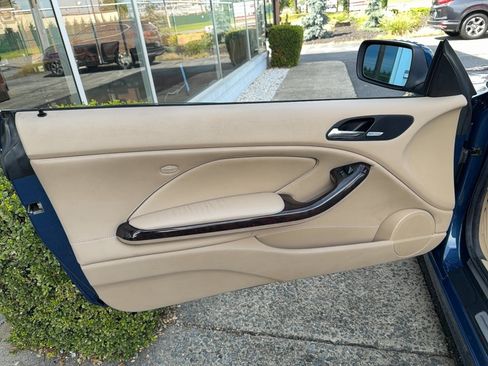 Used 2002 BMW 330Ci Convertible RWD image 15