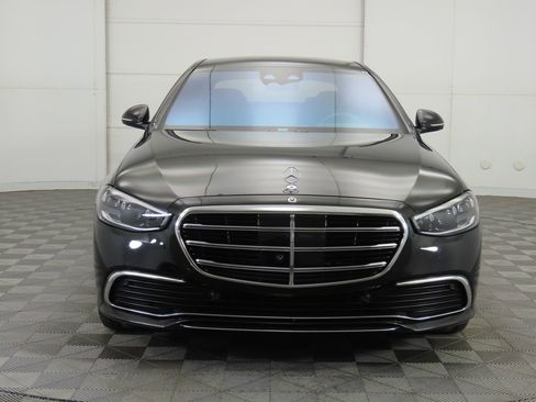 Used 2022 Mercedes-Benz S 500 4MATIC image 2