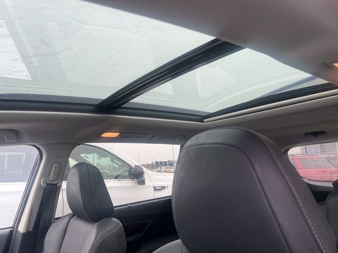 Used 2023 Subaru Ascent Touring image 8