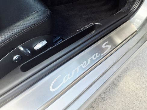 Used 2009 Porsche 911 Cabriolet image 14