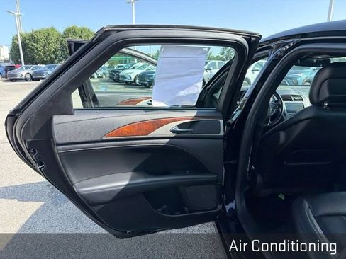 Used 2017 Lincoln MKZ Select w/ Climate Package FWD image 23