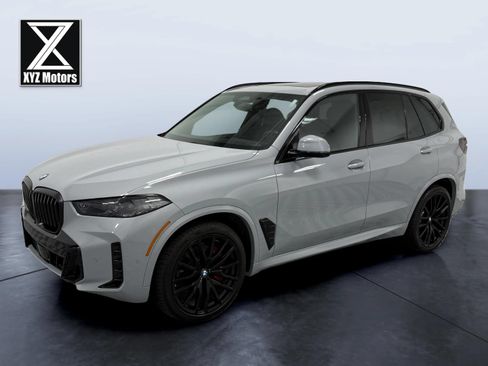 Used 2024 BMW X5 xDrive40i AWD/4WD image 1