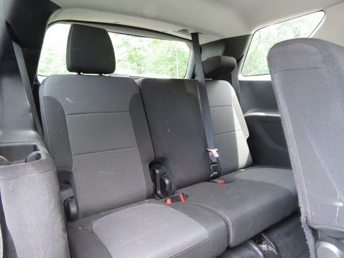 Used 2018 Chevrolet Traverse LT AWD/4WD image 17