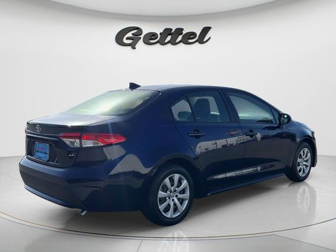 Used 2021 Toyota Corolla LE FWD image 5