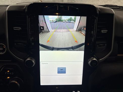Used 2023 RAM 1500 Big Horn AWD/4WD image 35