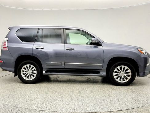 Used 2018 Lexus GX 460 Premium w/ Premium Package AWD/4WD image 4